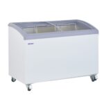 Energy-efficient glass display chest freezer with 500L capacity, baskets and curved sliding doors