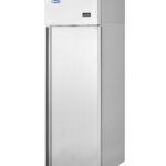 1-door commercial upright storage fridge with a stainless steel door and low running costs