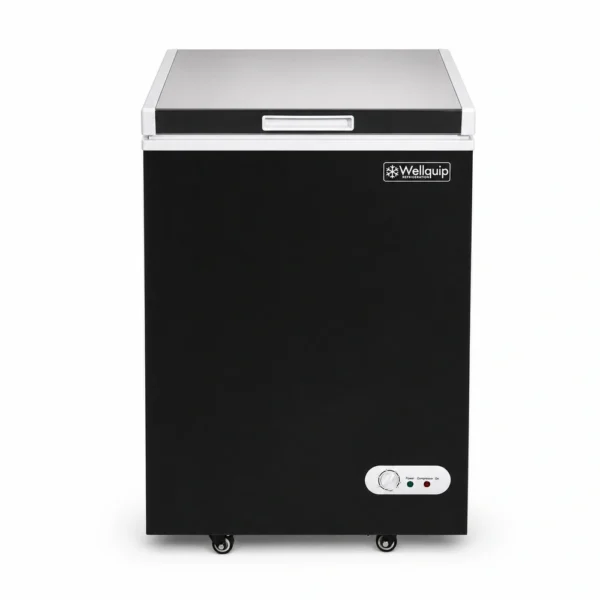 Commercial freezer with hygienic preparation lid