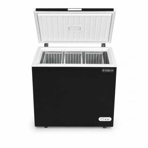 205L tuckerbox freezer with 3 storage baskets
